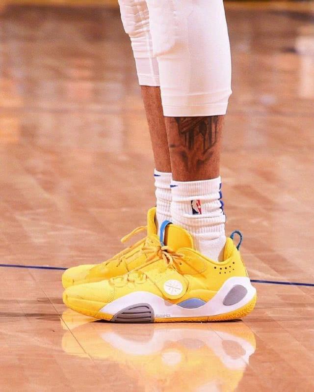 火箭哈登末节爆发连得15分（哈登末节狂飙连取15分）