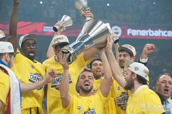 半场战报：哥本哈根1-0阿拉木图凯拉特，维克托-达达松建功（半场速报：哥本哈根1-0领先阿拉木图凯拉特，维克托-达达松破门）