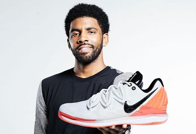 阿齐兹：太早丢球让局面困难，感谢远征球迷下雨还支持我们（阿齐兹：早失球使局势被动，感谢冒雨远征的球迷支持）