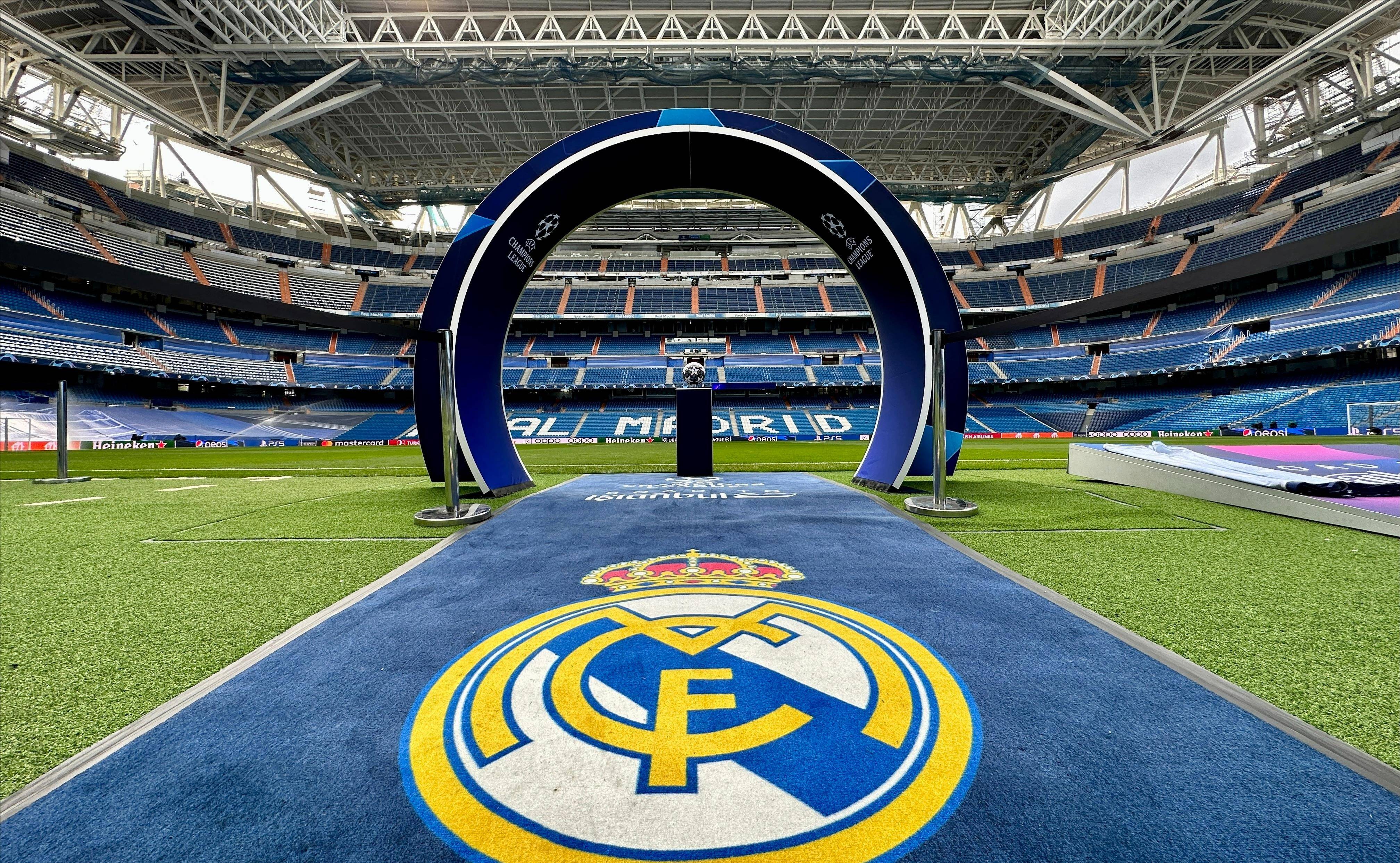 世体：阿劳霍向巴萨请假以恢复心理和精神状态，俱乐部已同意（世体：阿劳霍为恢复心理与精神状态向巴萨请假，俱乐部已批准）