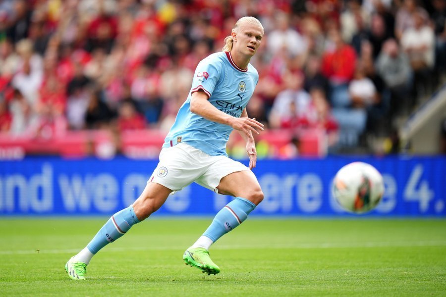 孔蒂：穆里尼奥的履历说明了他的伟大；意甲已变得更加欧洲化（孔蒂：穆里尼奥的成就彰显其伟大，意甲愈发欧洲化）